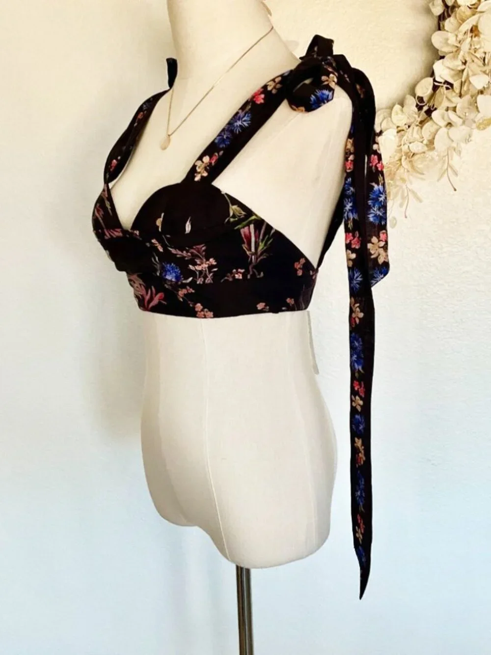 🪻H&M Tie-Strap Crop Top Floral Flowers Black Ribbon Tie Extra Small XS
